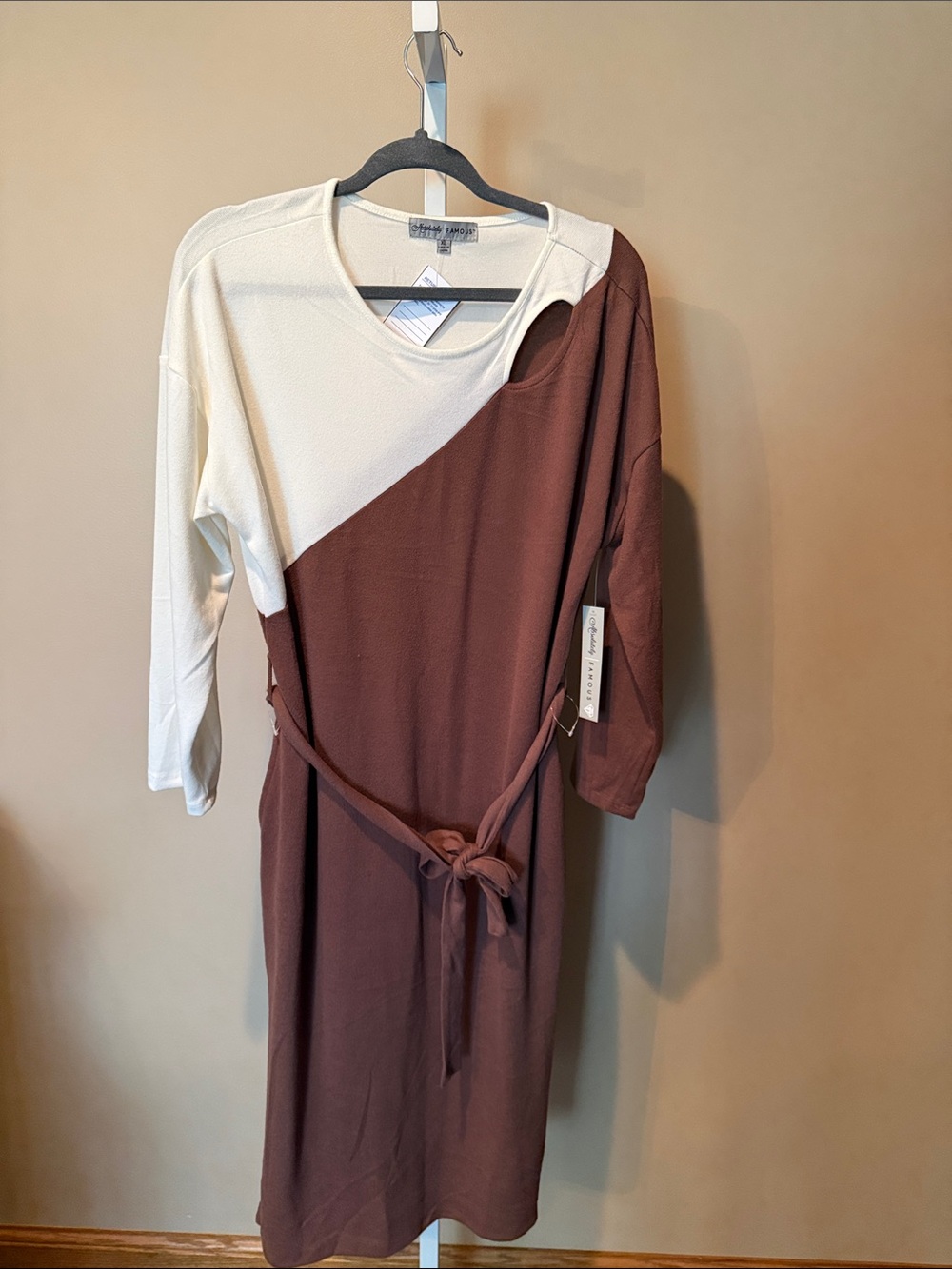 NWT Absolutely Famous Brown/Cream Long Sleeve Belted Dress with neckline cut-out